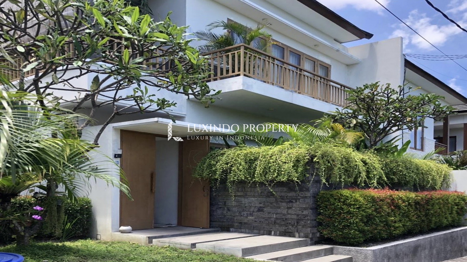 PERERENAN – STUNNING 3 BEDROOM MODERN BALINESE VILLA FOR YEARLY RENTAL (RV189)